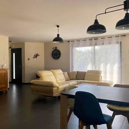 Holiday home Maison A Longeville, Nature Et Confort - 5 Pers. - Fr-1-336-168 Longeville-sur-Mer
